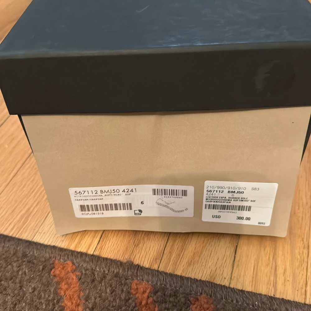 New and Authentic Gucci Espadrilles